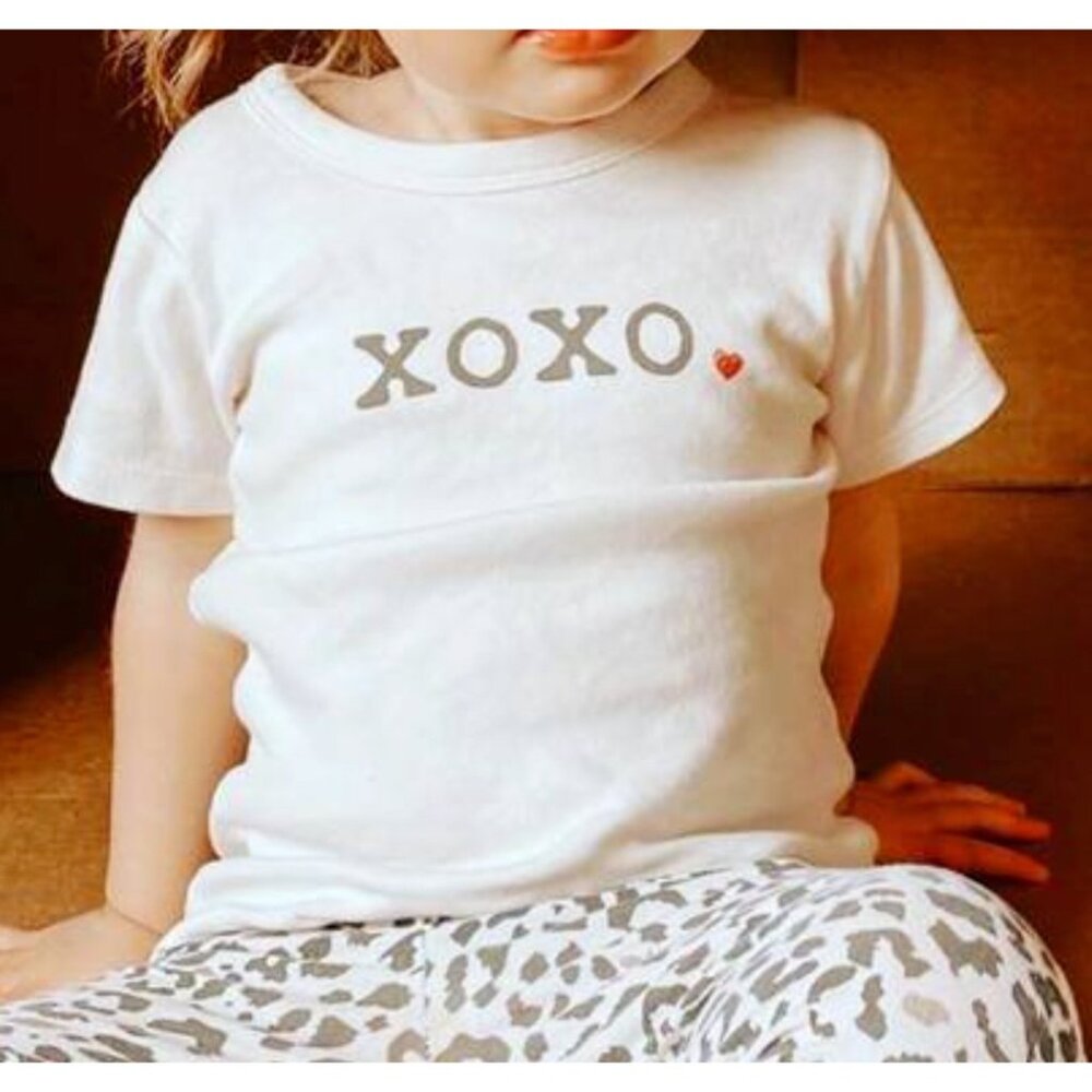 NWT Finn + Emma Hugs and Kisses XOXO Shirt Top Girl Boy 2T Organic Cotton $24